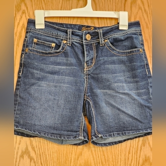 Seven7 Jean Shorts Sz 4 - Picture 1 of 5